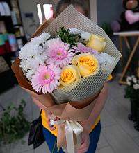 Букет цветов из:  Герберы, Розы и Хризантемы в Анахиной